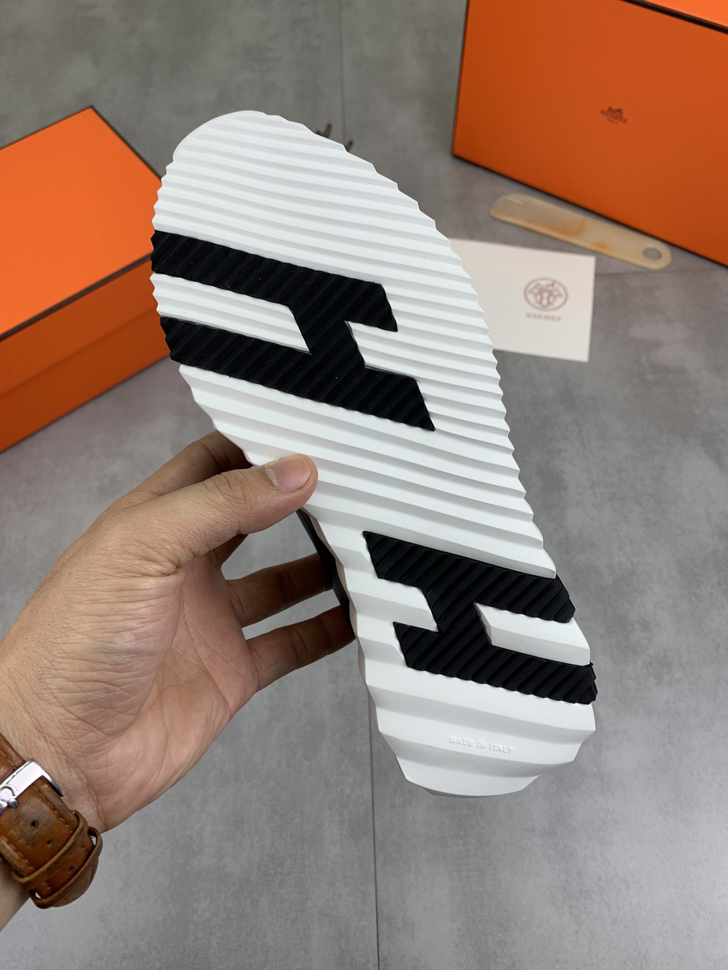 [CUCCI-구찌] 구찌 클래식 요소 더블 G 빈티지 롱 멀티 카드 지갑 795229