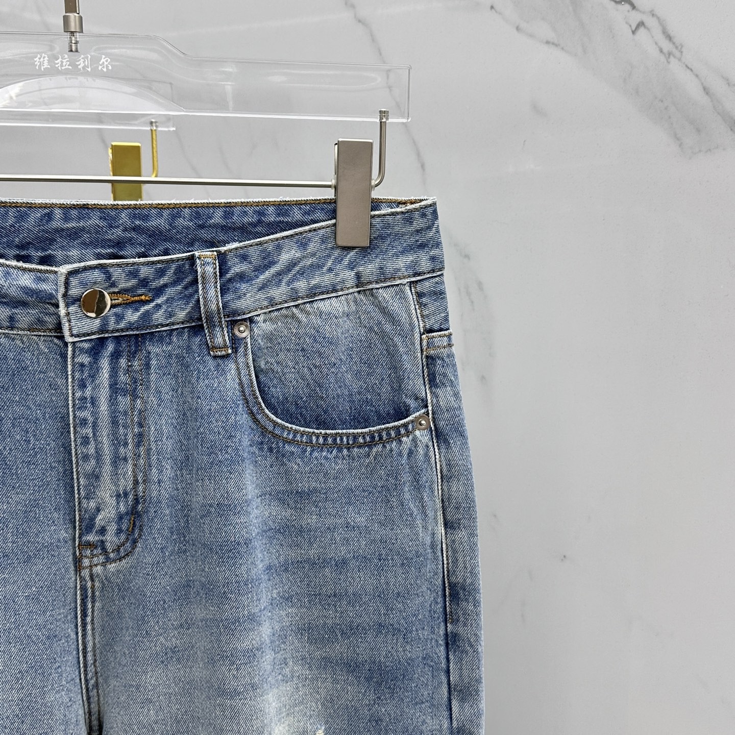 [MONCLER-몽클레어] 몽클레어 헤론프레스톤 청바지