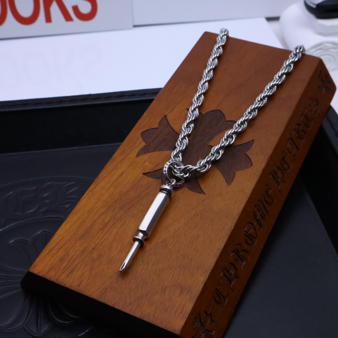 [CHROM HEARTS -크롬하츠] 크롬하츠 크로스 팬던트 목걸이