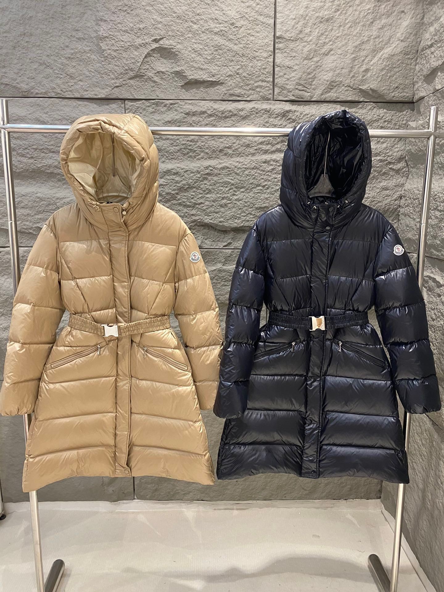 [MONCLER-몽클레어] 몽클레어 벨뷰 롱 다운 패딩