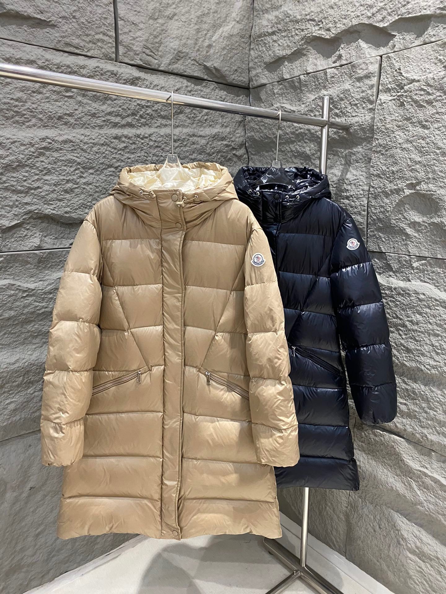 [MONCLER-몽클레어] 몽클레어 벨뷰 롱 다운 패딩