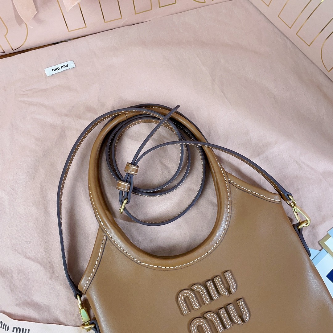 [MIU MIU-미우미우]  미우미우  아이비백 스몰