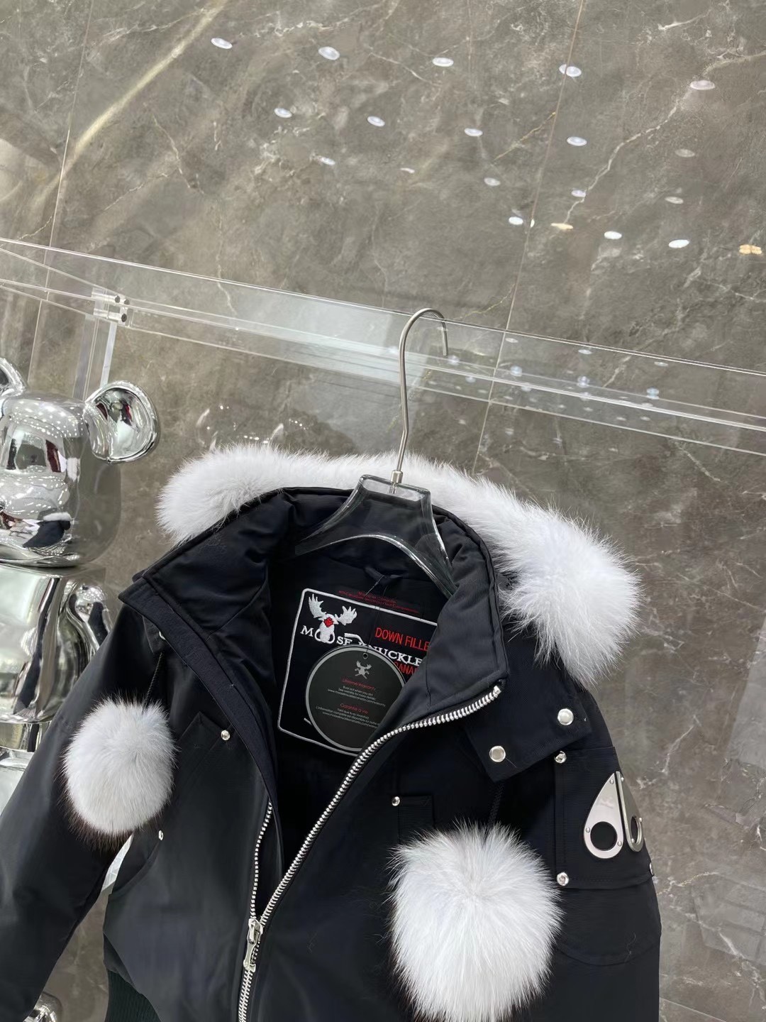 [Moose knuckles -무스너클 ]   무스너클 내추럴 봄버 패딩 재킷