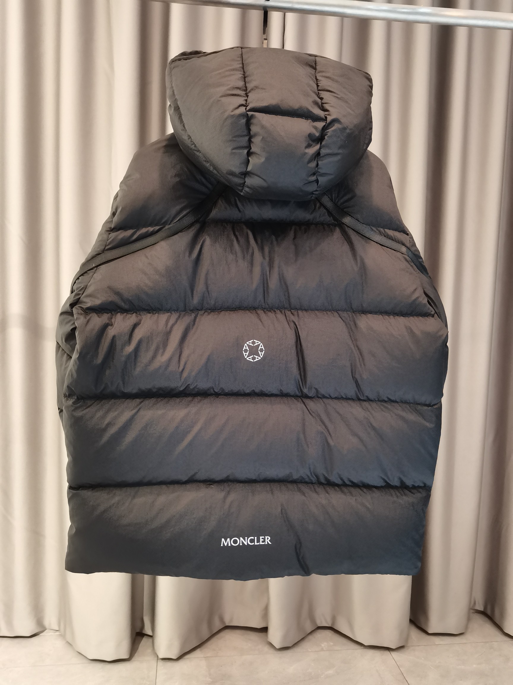 [MONCLER-몽클레어] 몽클레어 X알릭스 구스 다운 패딩