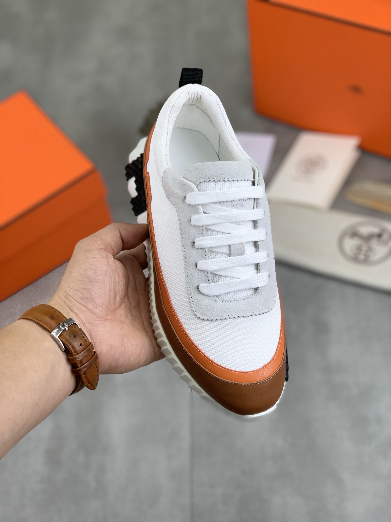 [HERMES-에르메스] 에르메스 바운싱 스니커즈 남여공용