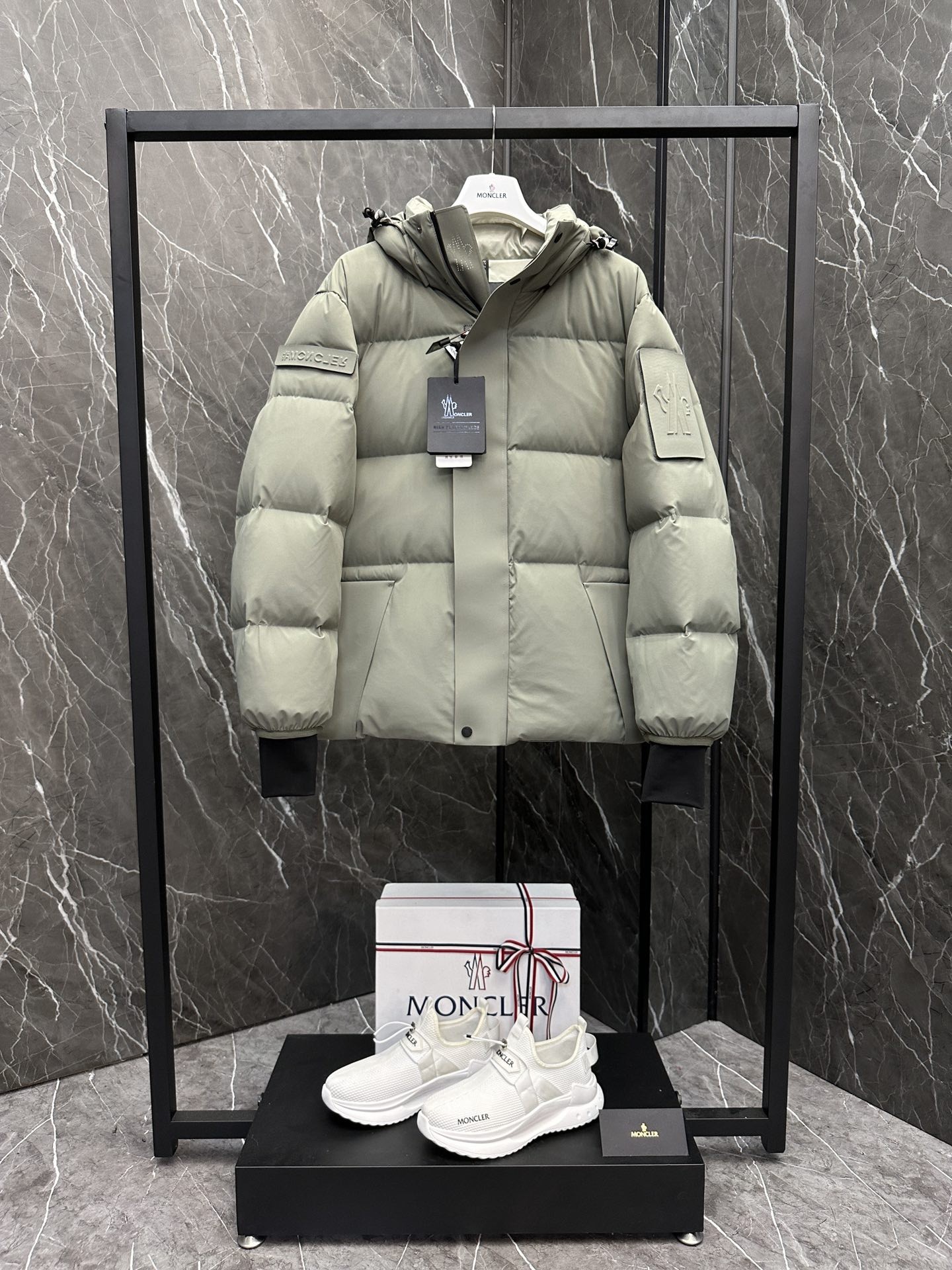 [MONCLER-몽클레어] 몽클레어 그르노블 남성 패딩