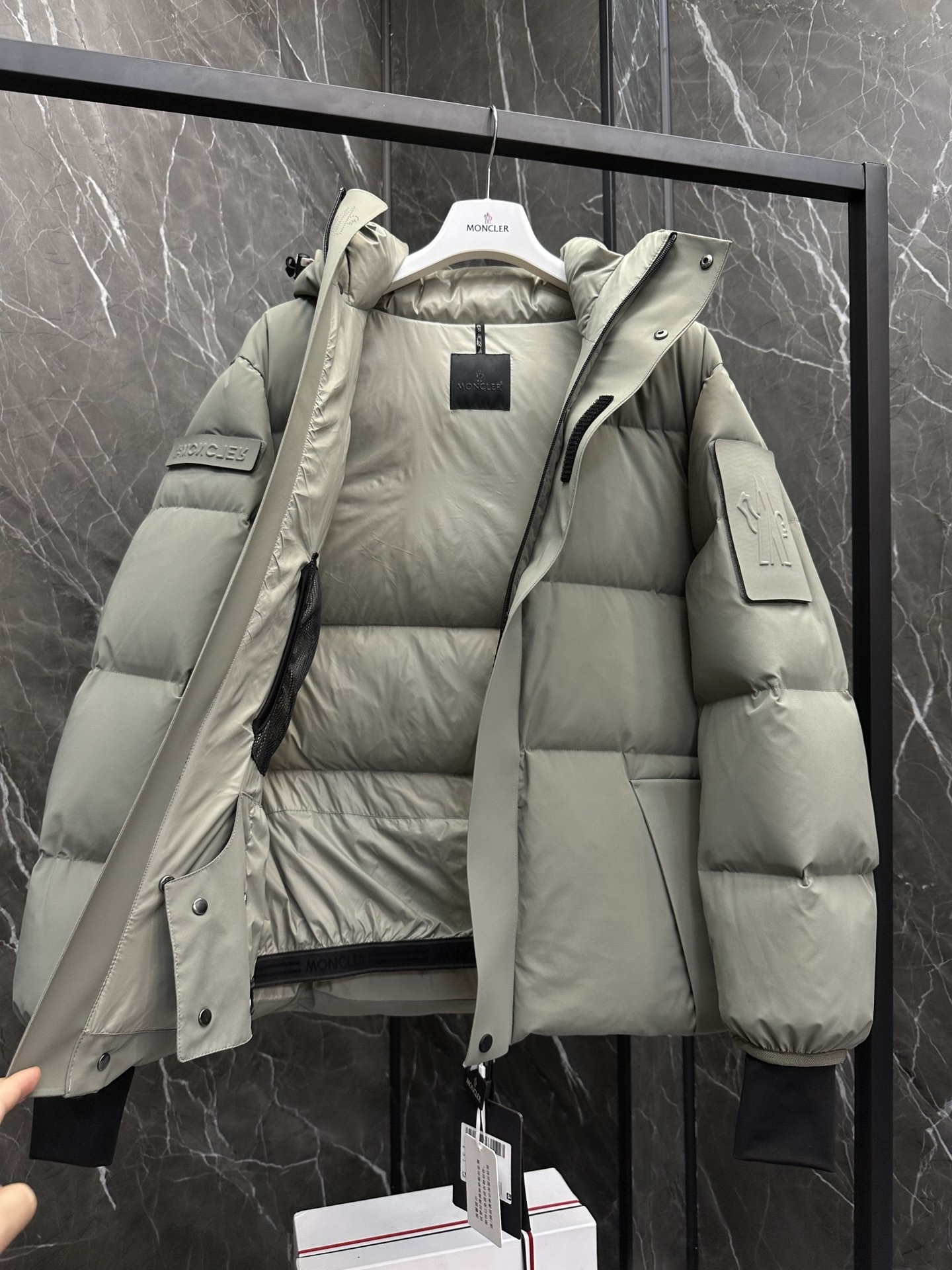[MONCLER-몽클레어] 몽클레어 그르노블 남성 패딩