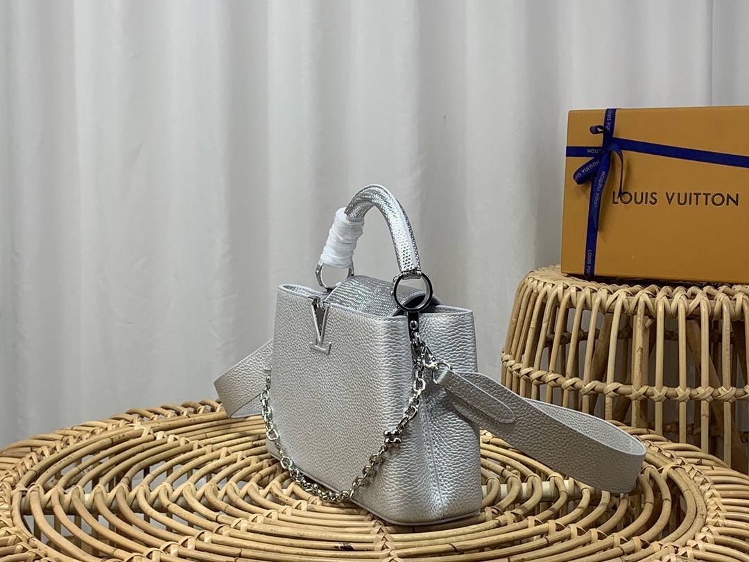 루이비통 카푸신 토트백