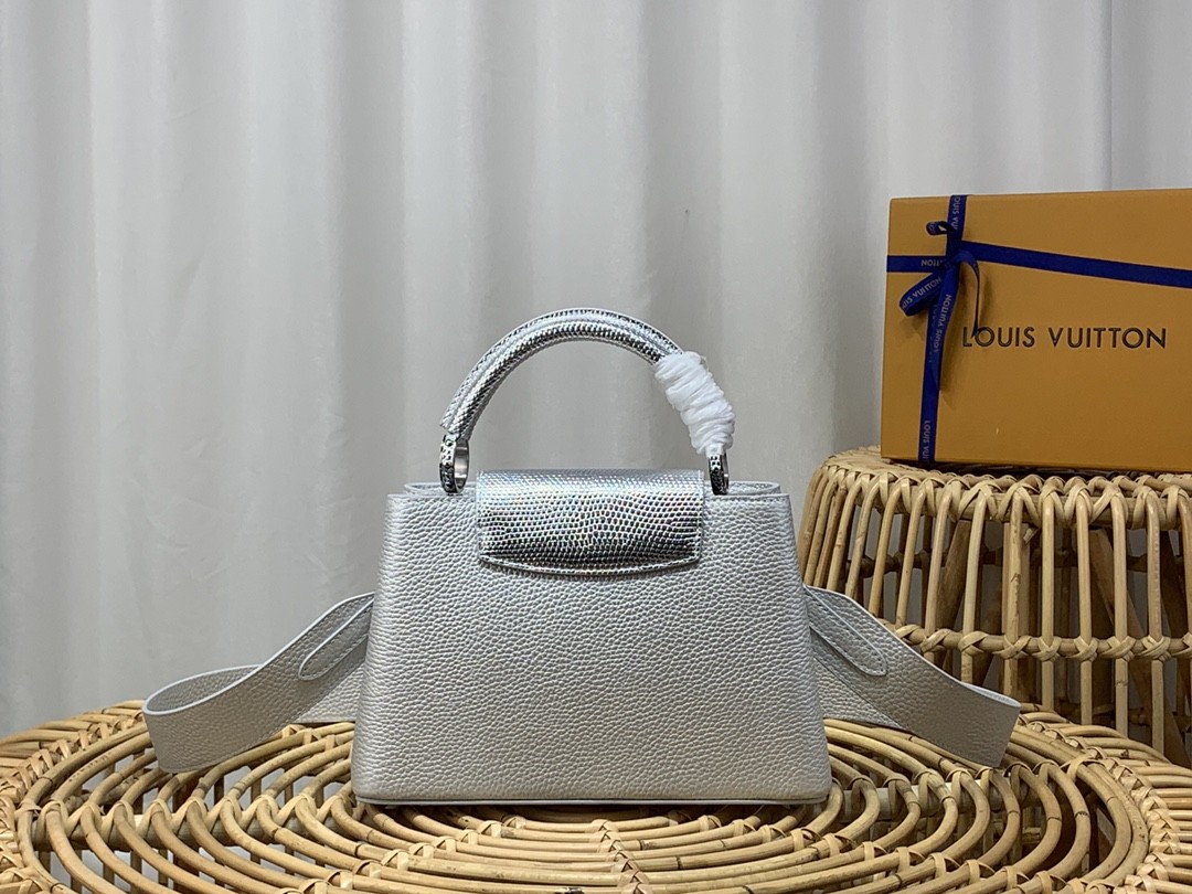 루이비통 카푸신 토트백