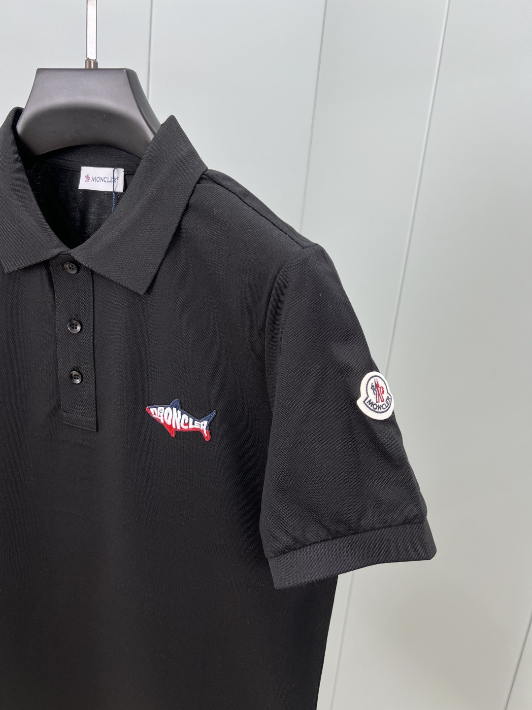 [MONCLER-몽클레어] 몽클레어 남성 테니스 로고 셔츠 반팔티
