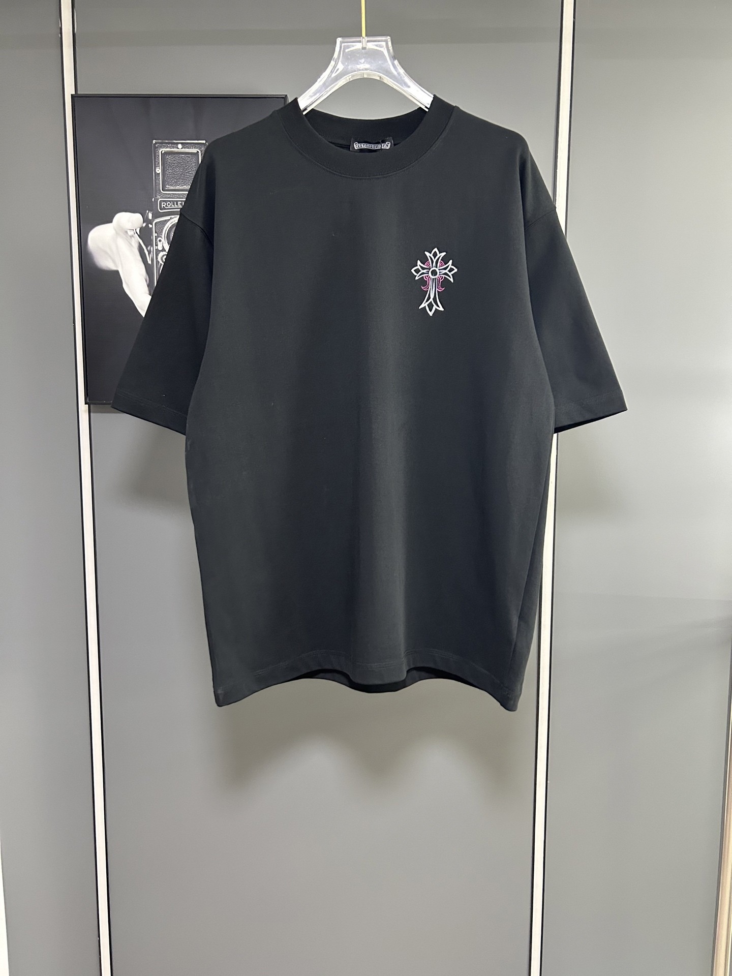 [CHROM HEARTS -크롬하츠] 크롬하츠 24SS 십자로고 스틸로고 티셔츠