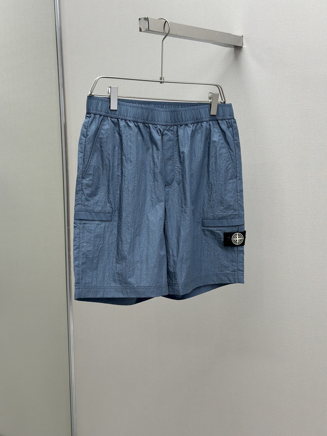 [STON ISLAND -스톤아일랜드] 스톤아일랜드 메탈 스윔 숏츠 블루 그레이