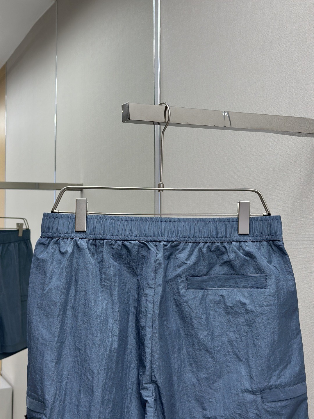 [STON ISLAND -스톤아일랜드] 스톤아일랜드 메탈 스윔 숏츠 블루 그레이