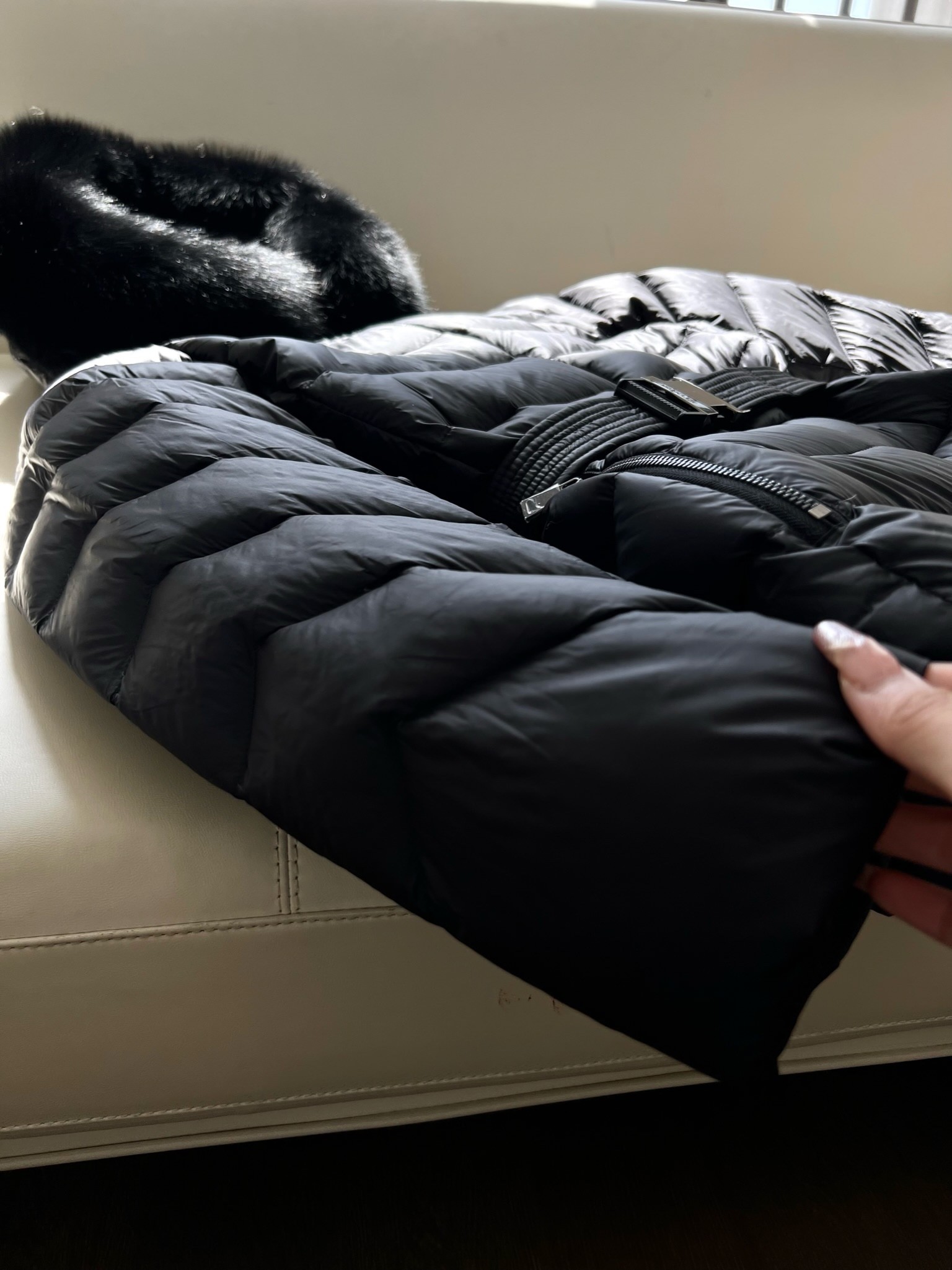 [MONCLER-몽클레어] 몽클레어 큐피돈 다운 패딩