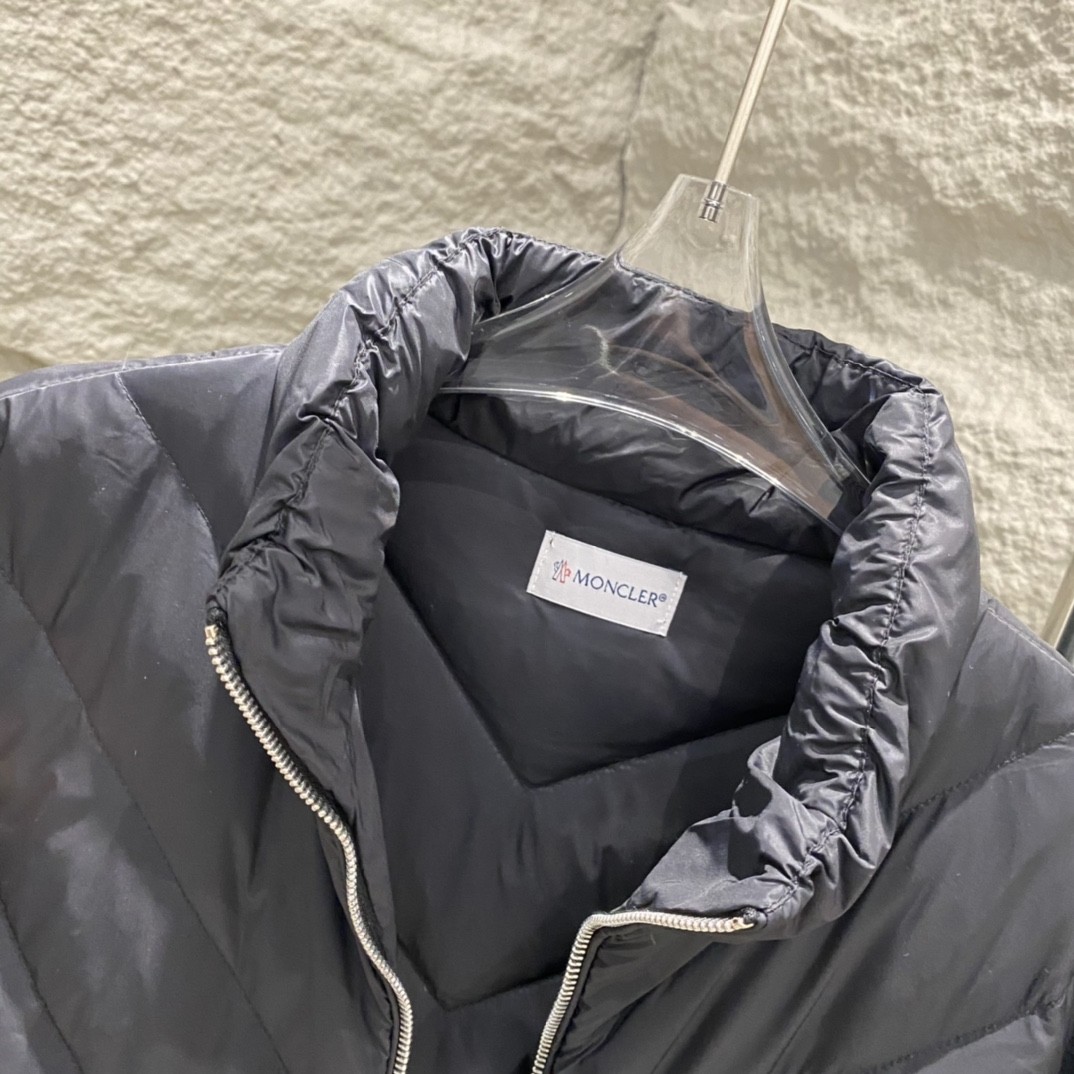 [MONCLER-몽클레어]  몽클레어 에어로로프트 자켓