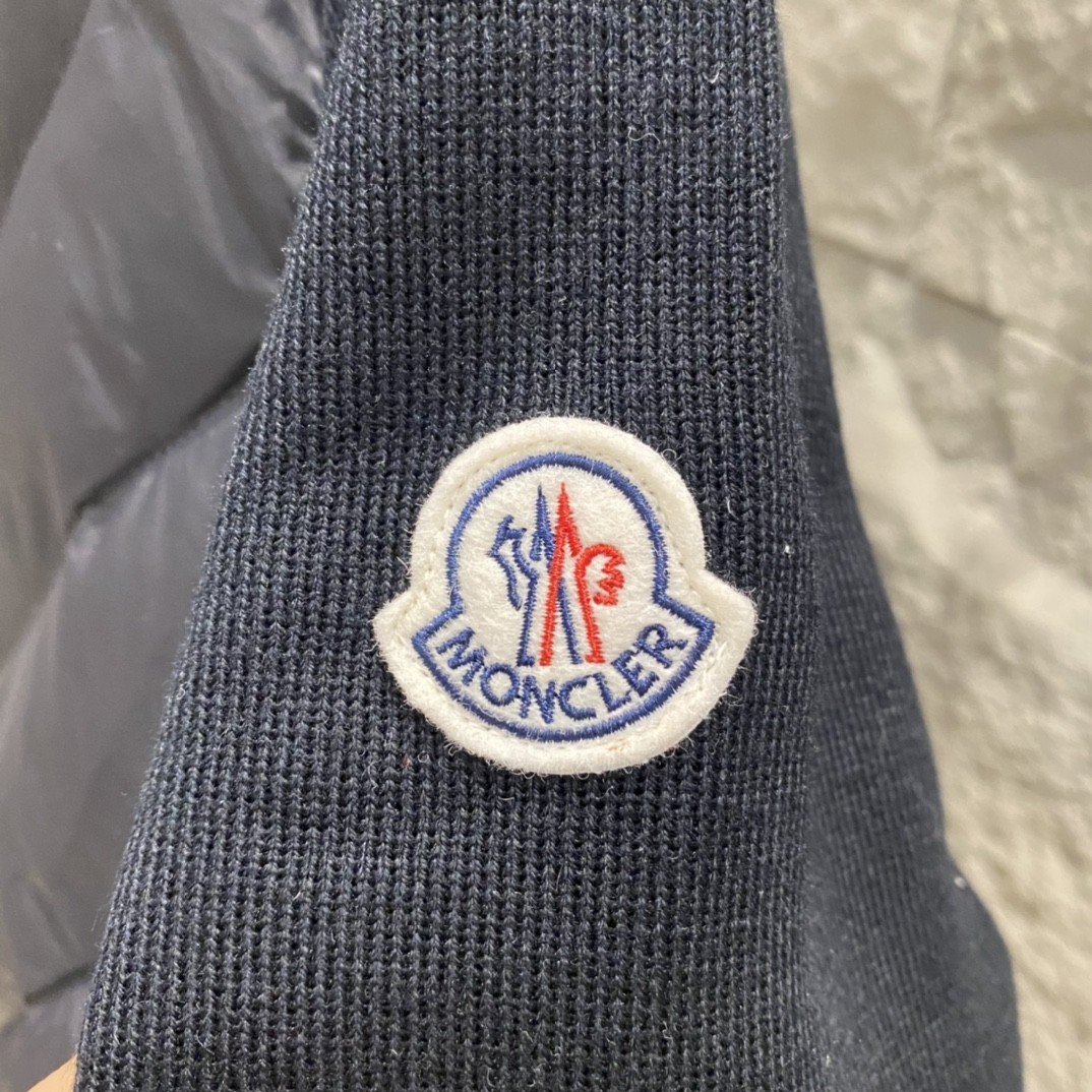 [MONCLER-몽클레어]  몽클레어 에어로로프트 자켓