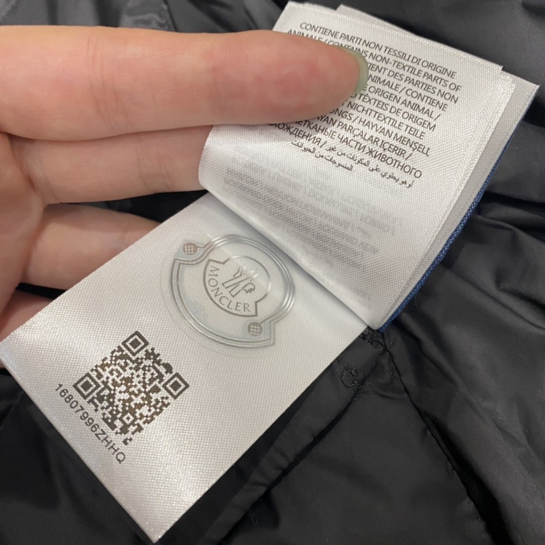 [MONCLER-몽클레어]  몽클레어 에어로로프트 자켓