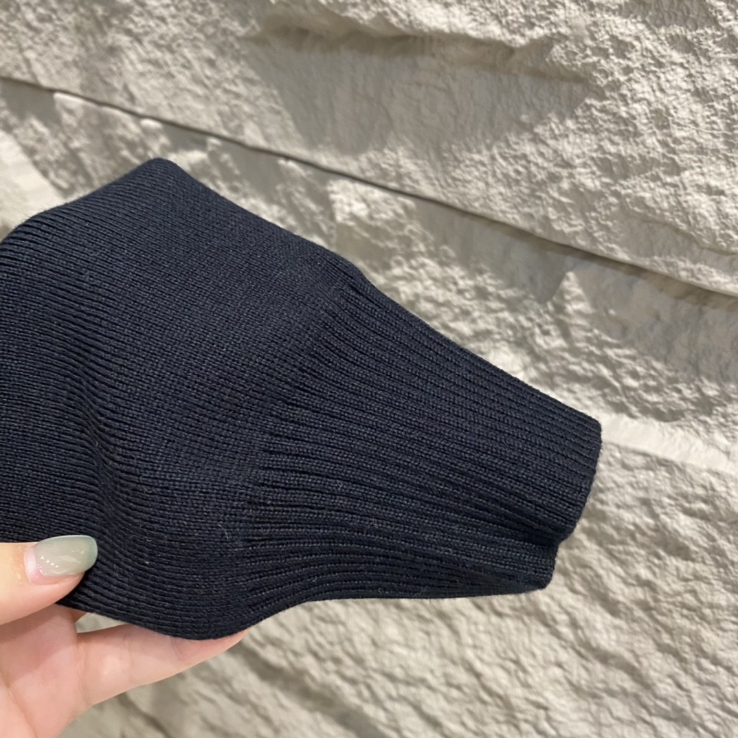 [MONCLER-몽클레어]  몽클레어 에어로로프트 자켓