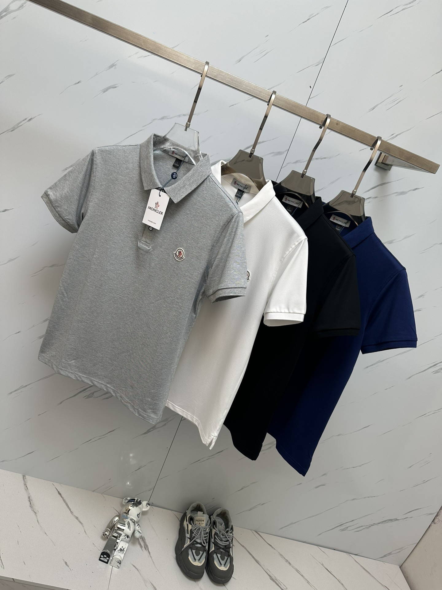 [MONCLER-몽클레어] 몽클레어 남자 폴로 반팔티셔츠