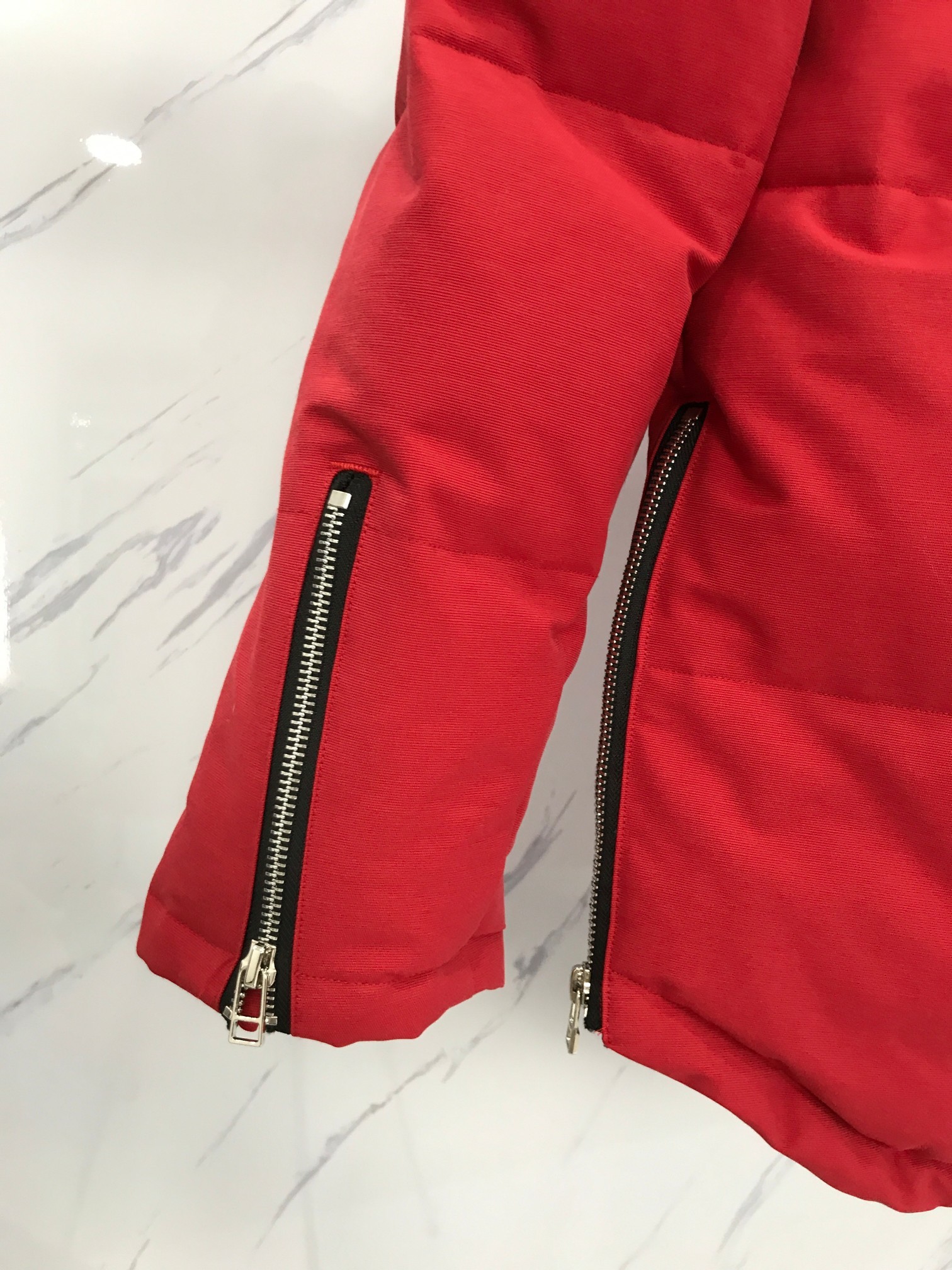 [Moose knuckles -무스너클 ]   무스너클 쓰리쿼퉈 남성 다운  패딩 점퍼