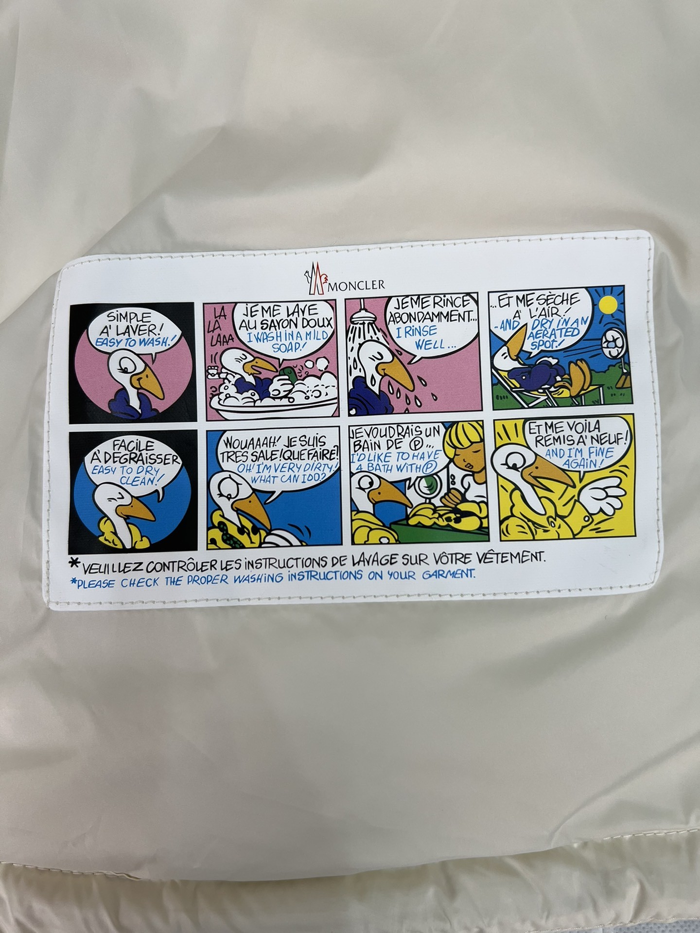 [MONCLER-몽클레어] 몽클레어 에스코 쇼트 다운 자켓