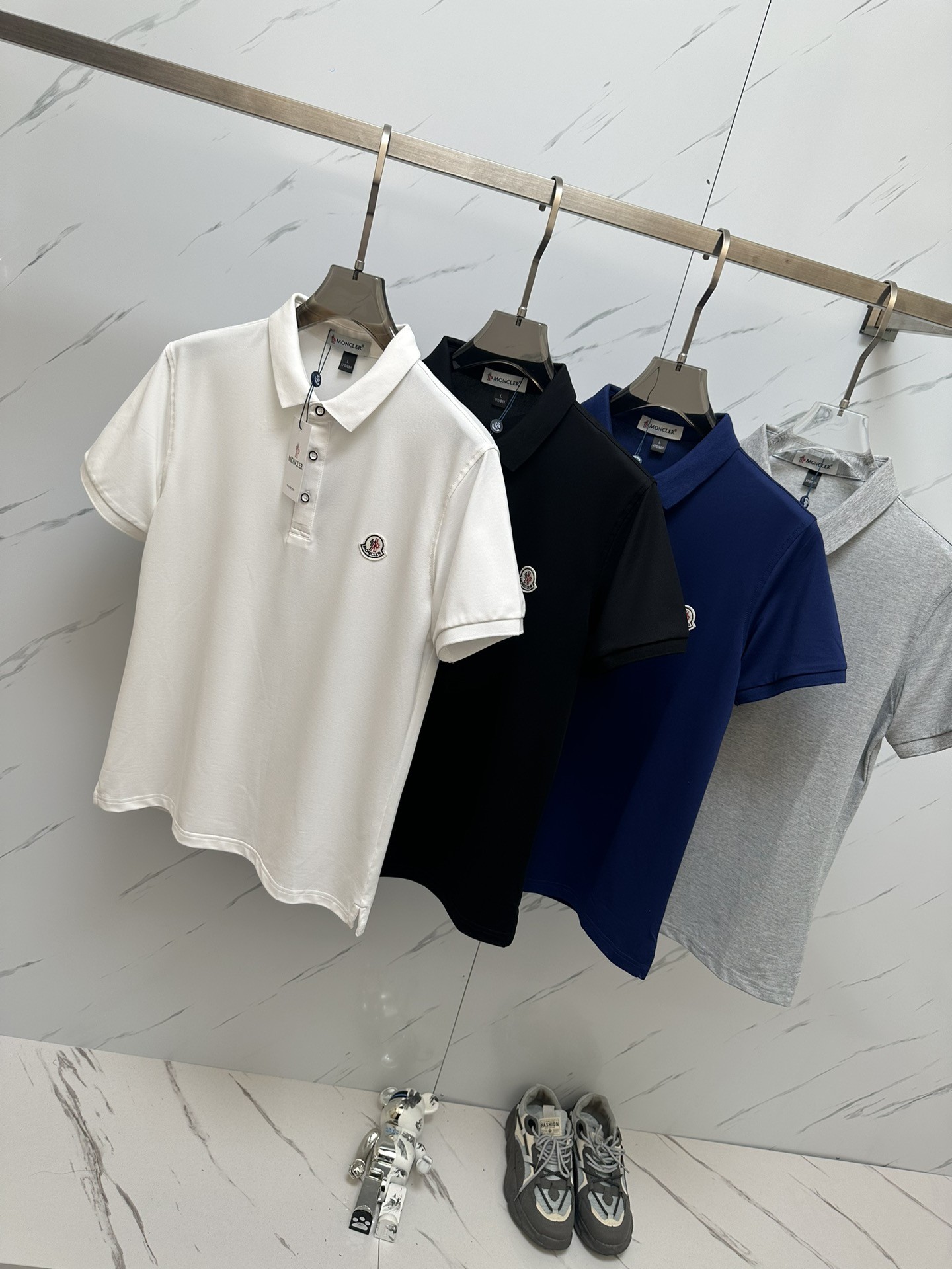 [MONCLER-몽클레어] 몽클레어 로고 패치 반소매 폴로 셔츠