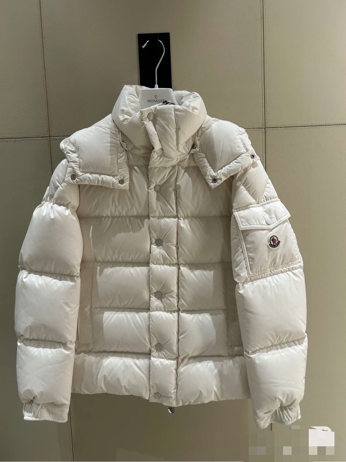[MONCLER-몽클레어] 몽클레어 베제르 패딩