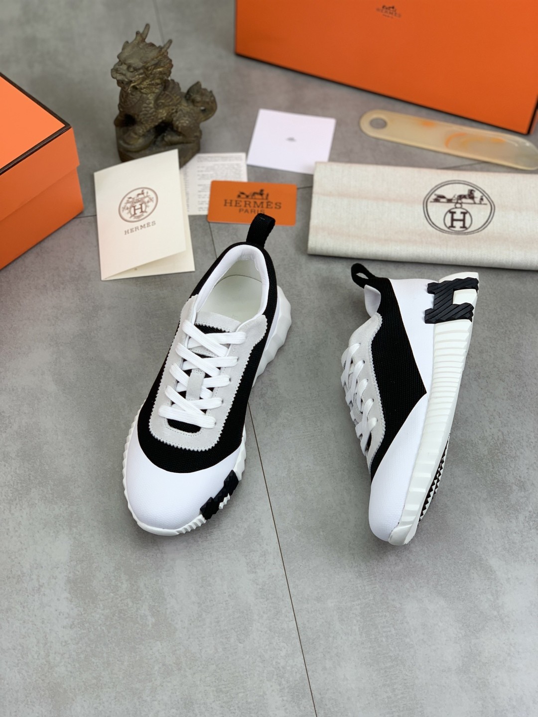 [HERMES-에르메스] 에르메스  바운싱 스니커즈 남여공용