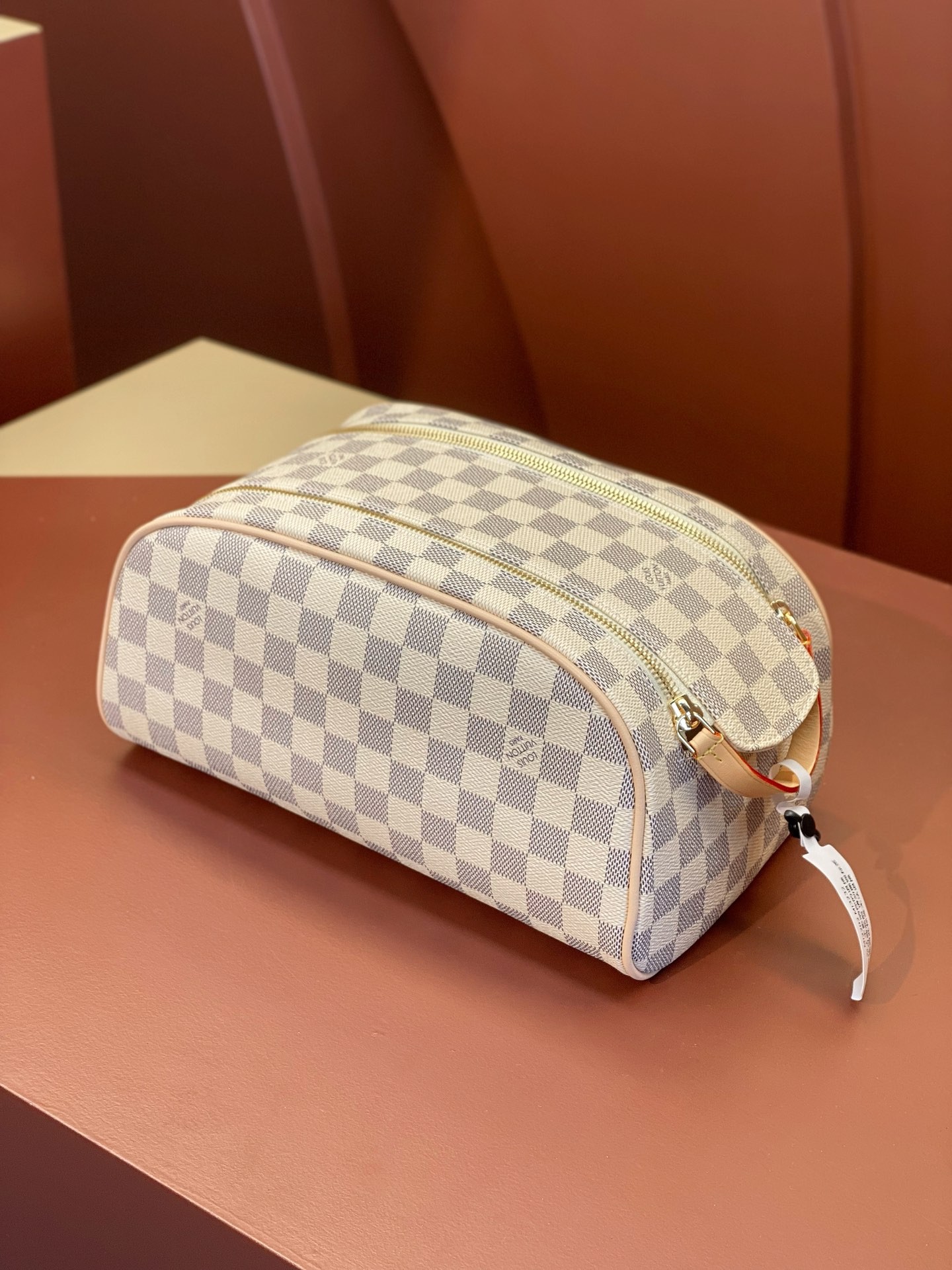 [LOUIS VUITTON-루이비통] 루이비통 토일레트리 파우치 M47528