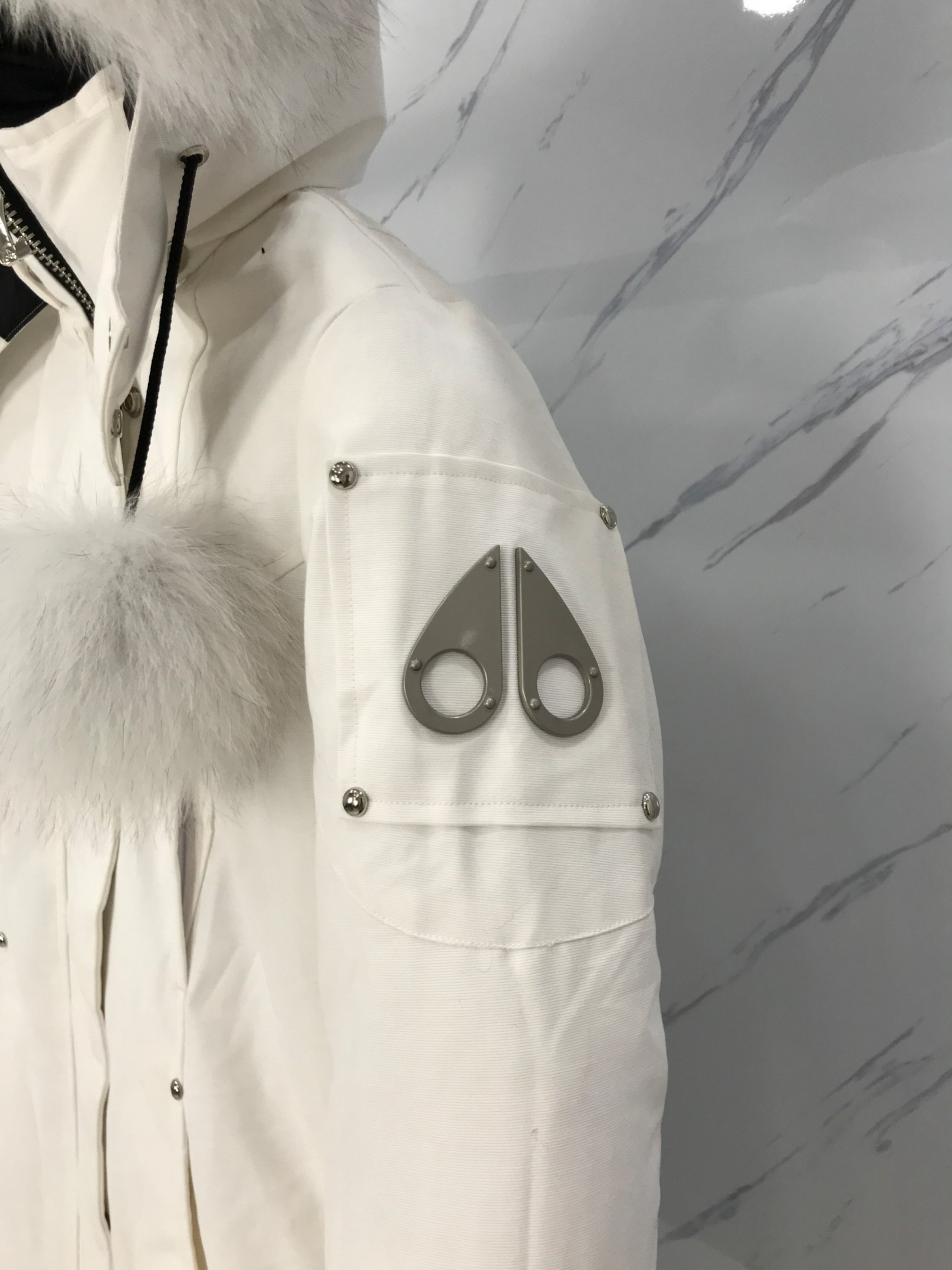 [Moose knuckles -무스너클 ] 무스너클 스틸링 여성 패딩 재킷