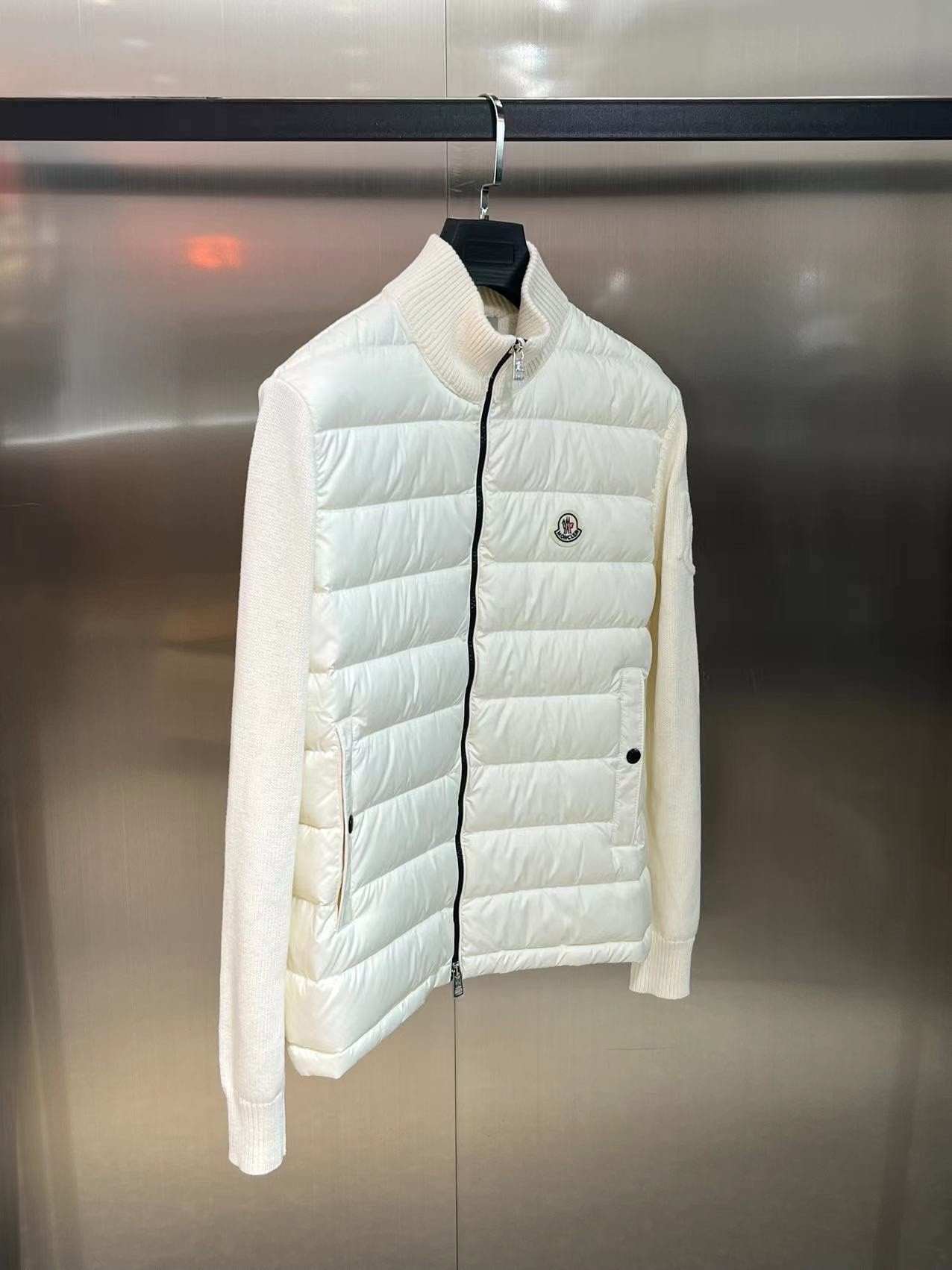 [MONCLER-몽클레어] 몽클레어 패딩 재킷