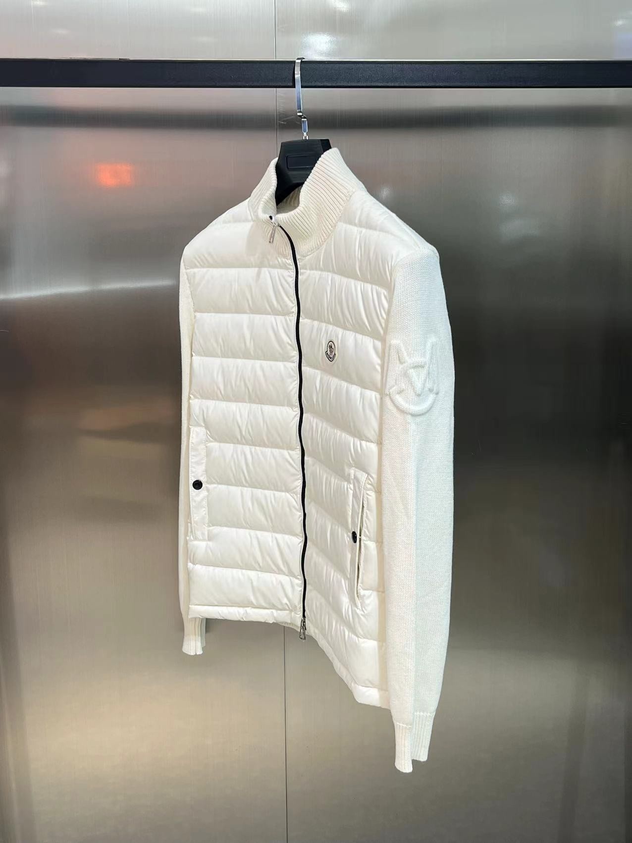 [MONCLER-몽클레어] 몽클레어 패딩 재킷