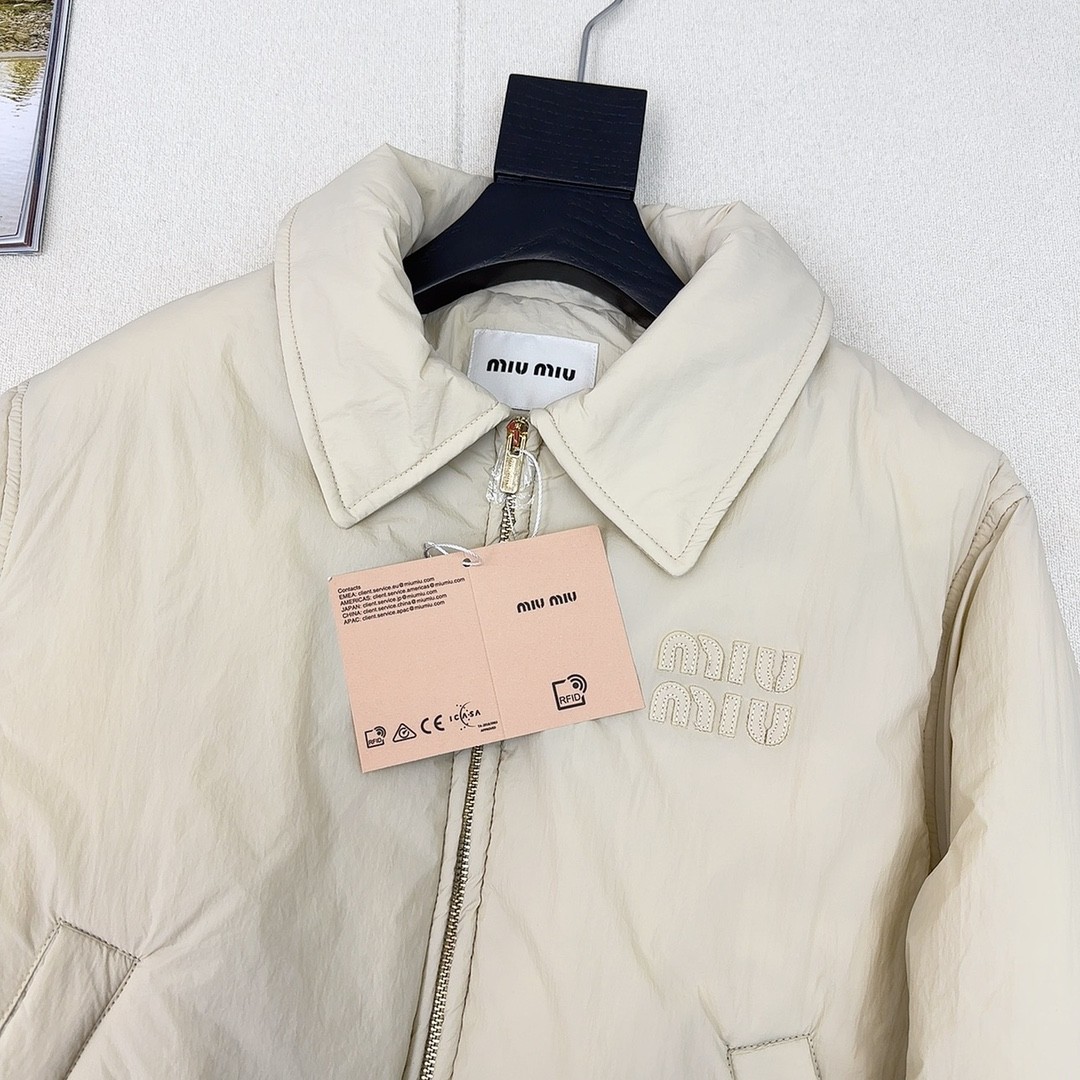 [MIU MIU-미우미우] 미우미우  봄버 자켓