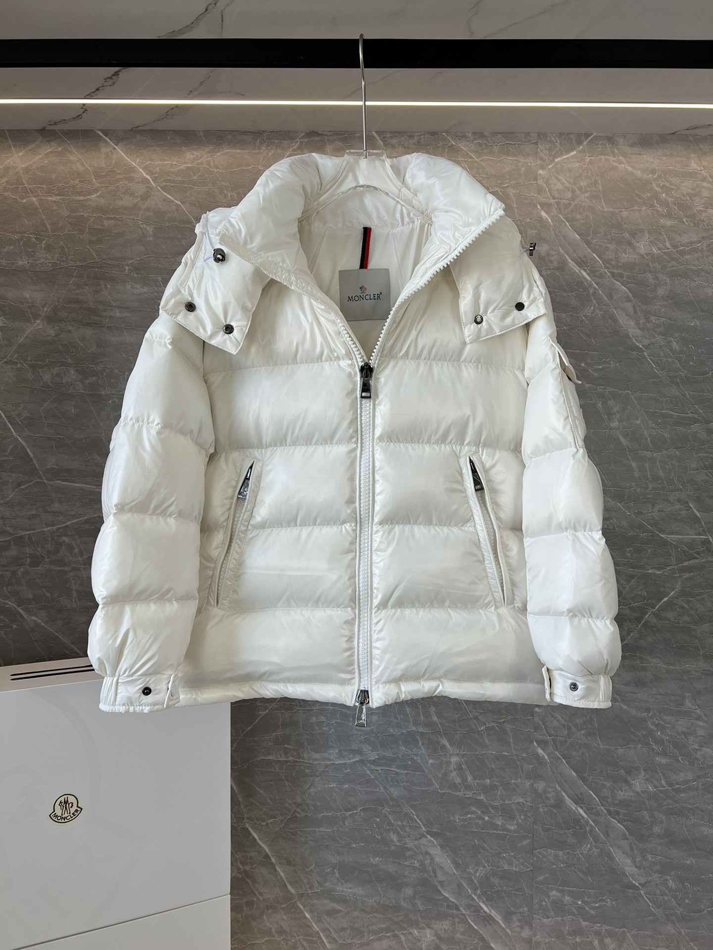 [MONCLER-몽클레어] 몽클레어 마야 다운 여성 패딩