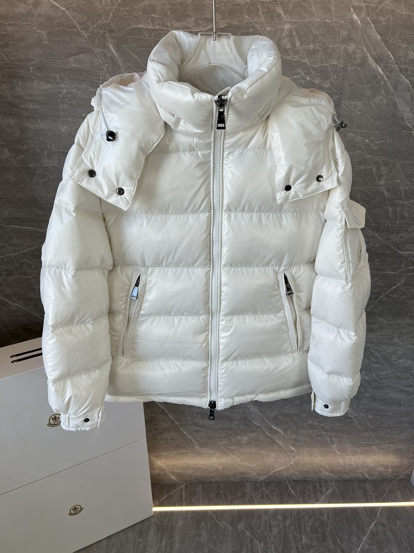 [MONCLER-몽클레어] 몽클레어 마야 다운 여성 패딩