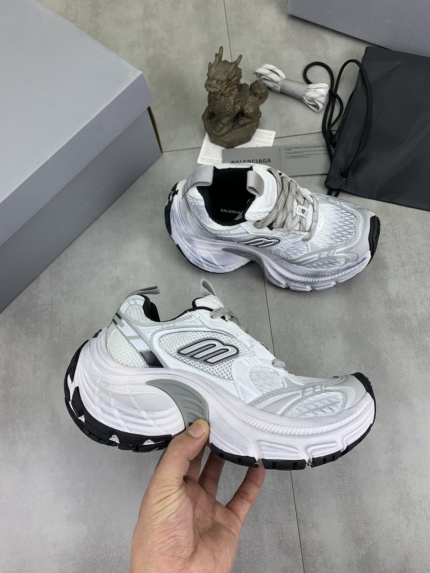 [BALENCIAGA-발렌시아가] 발렌시아가 10XL 스니커즈