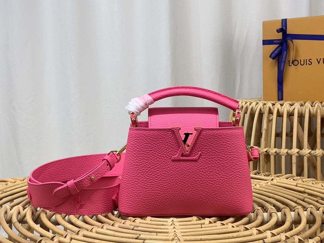 루이비통 LV CAPUCINES 카푸신 토트 백