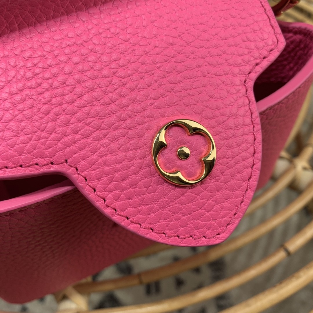 루이비통 LV CAPUCINES 카푸신 토트 백