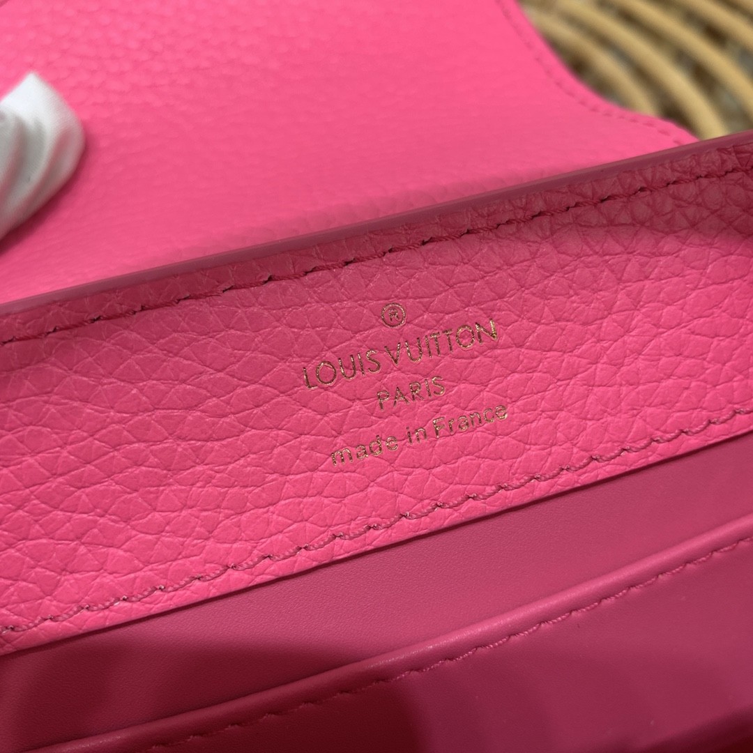 루이비통 LV CAPUCINES 카푸신 토트 백