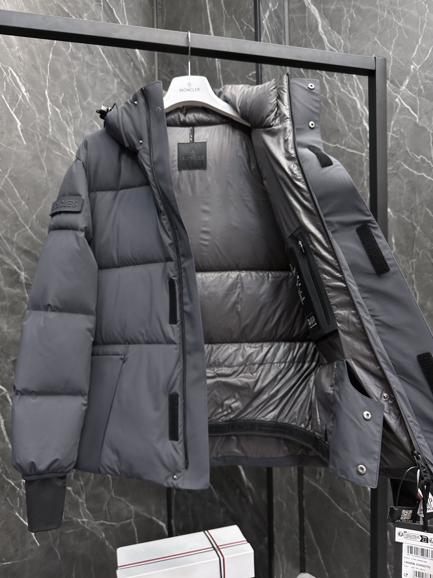 [MONCLER-몽클레어] 몽클레어 그르노블 남성 패딩
