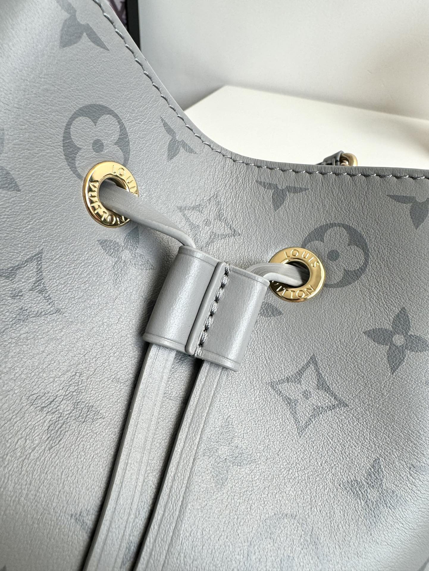 [LOUIS VUITTON-루이비통] 루이비통 아이코닉 목걸이