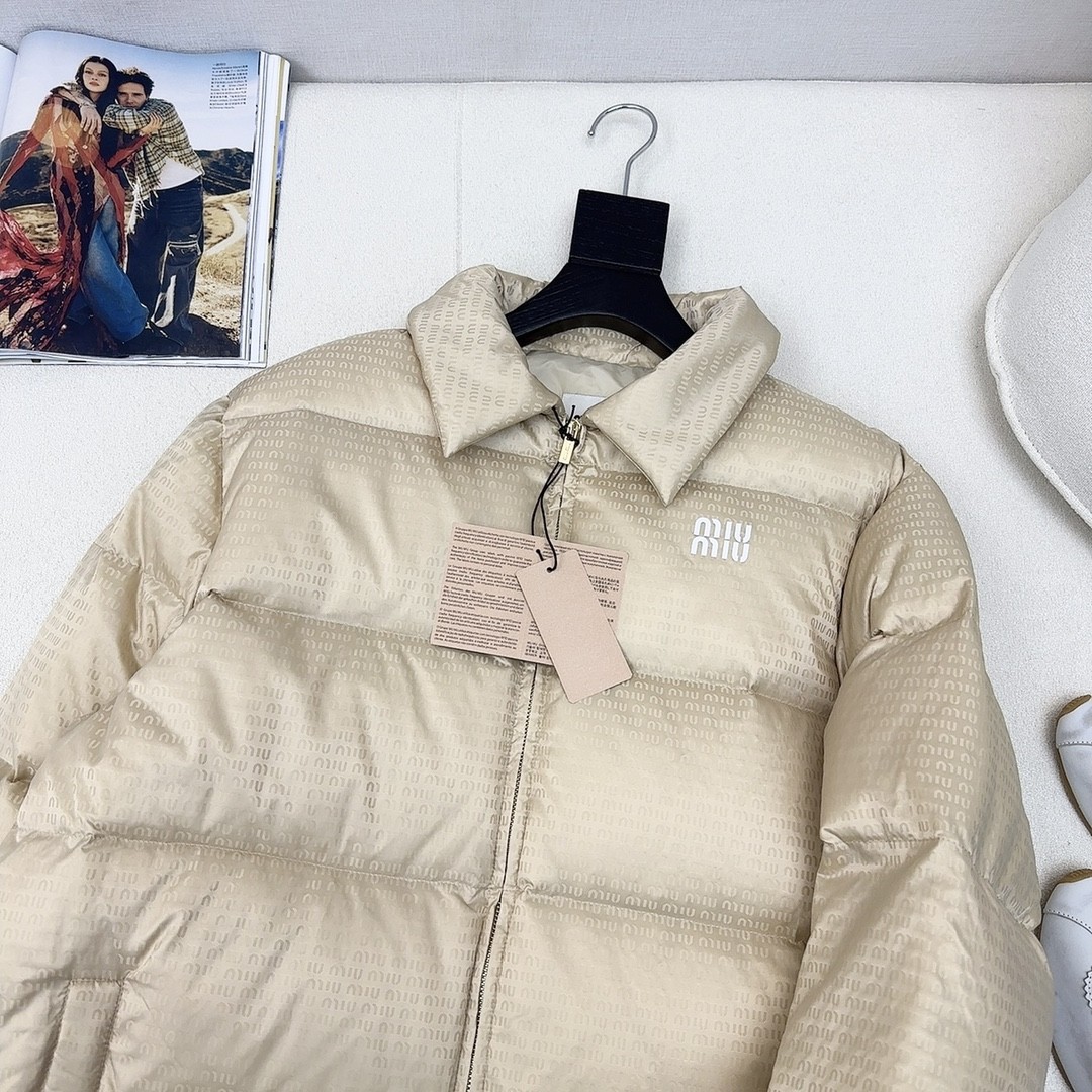 [MIU MIU-미우미우] 미우미우 로고 모노그램 크롭 패딩 자켓