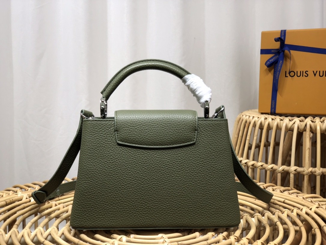 루이비통 카푸신 BB 토트백