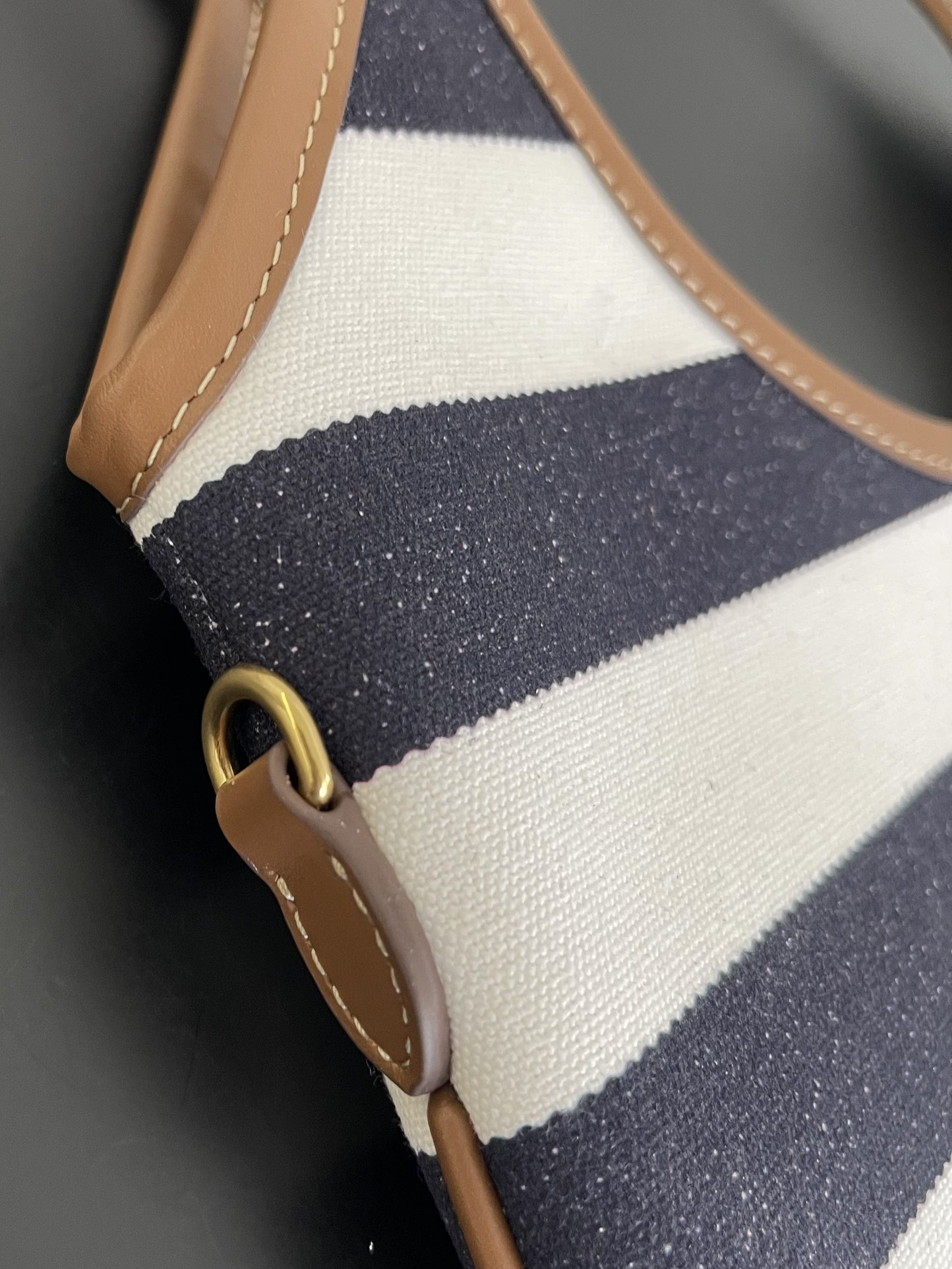 [MIU MIU-미우미우] 미우미우 아이비 데님백