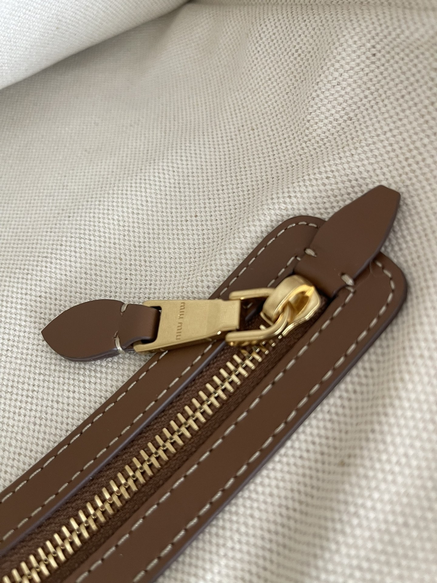 [MIU MIU-미우미우] 미우미우 아이비 데님백