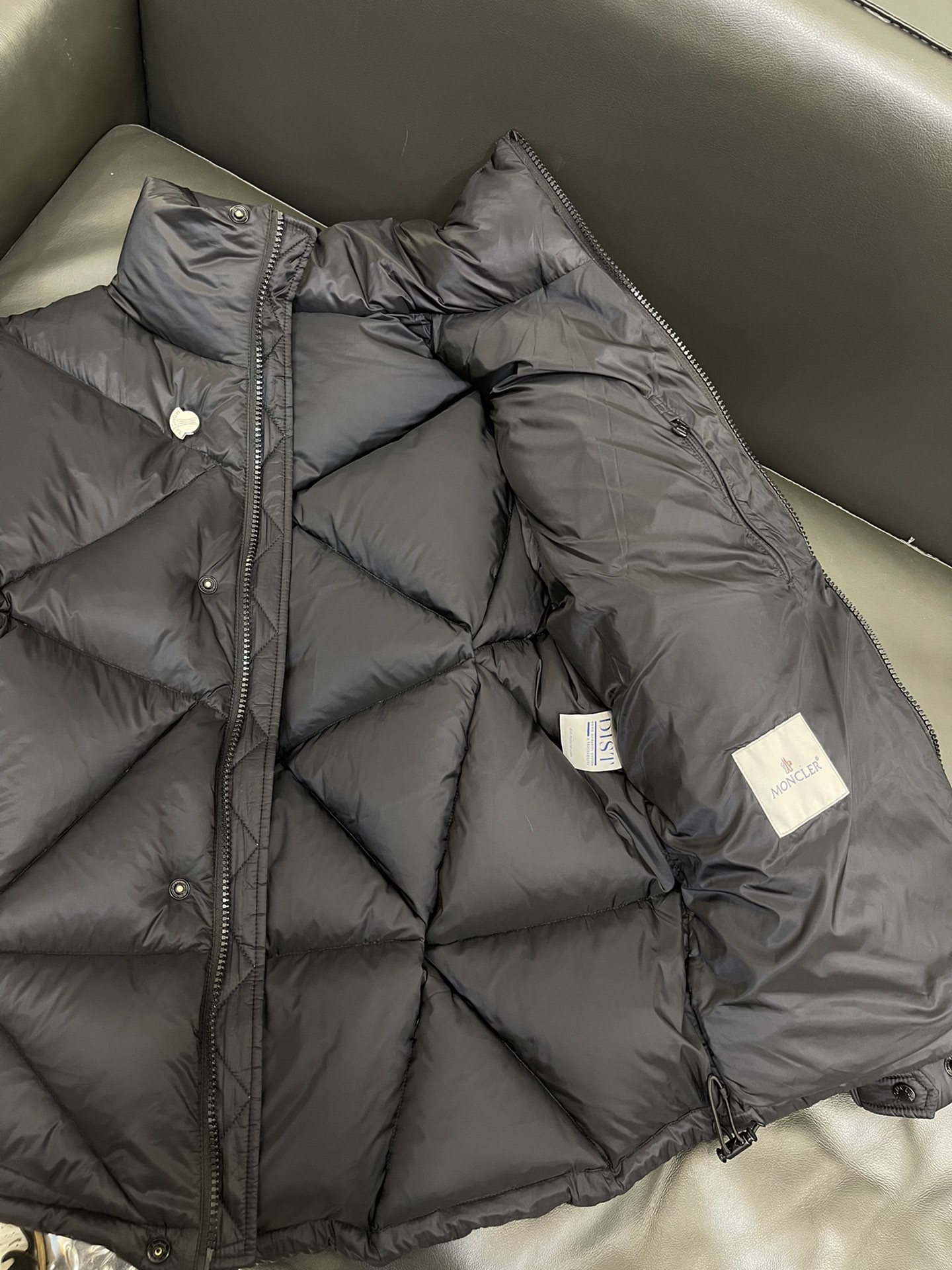 [MONCLER-몽클레어] 몽클레어 X퍼렐 지니어스 패딩 점퍼