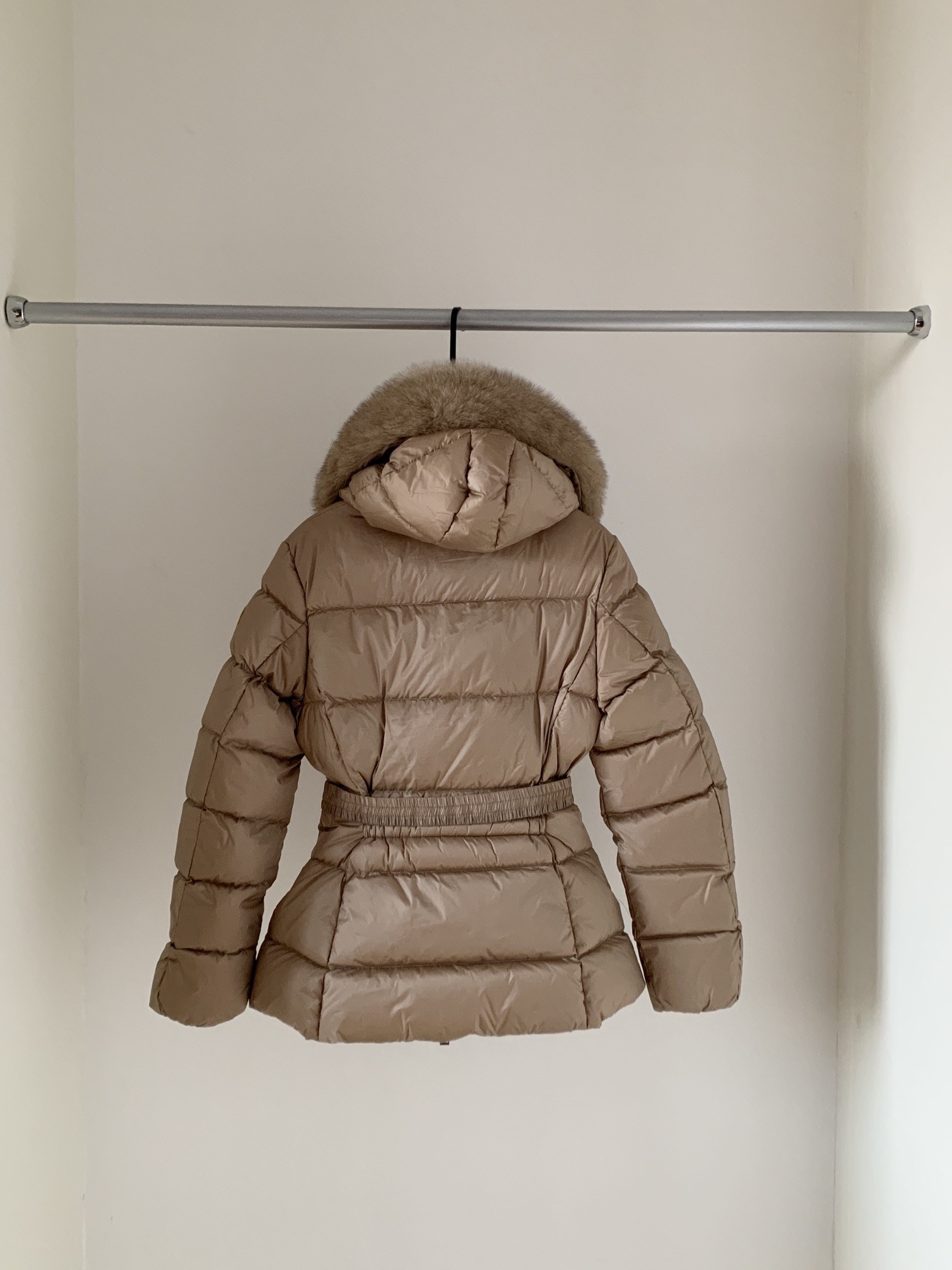 [MONCLER-몽클레어] 몽클레어 보에드 숏 패딩