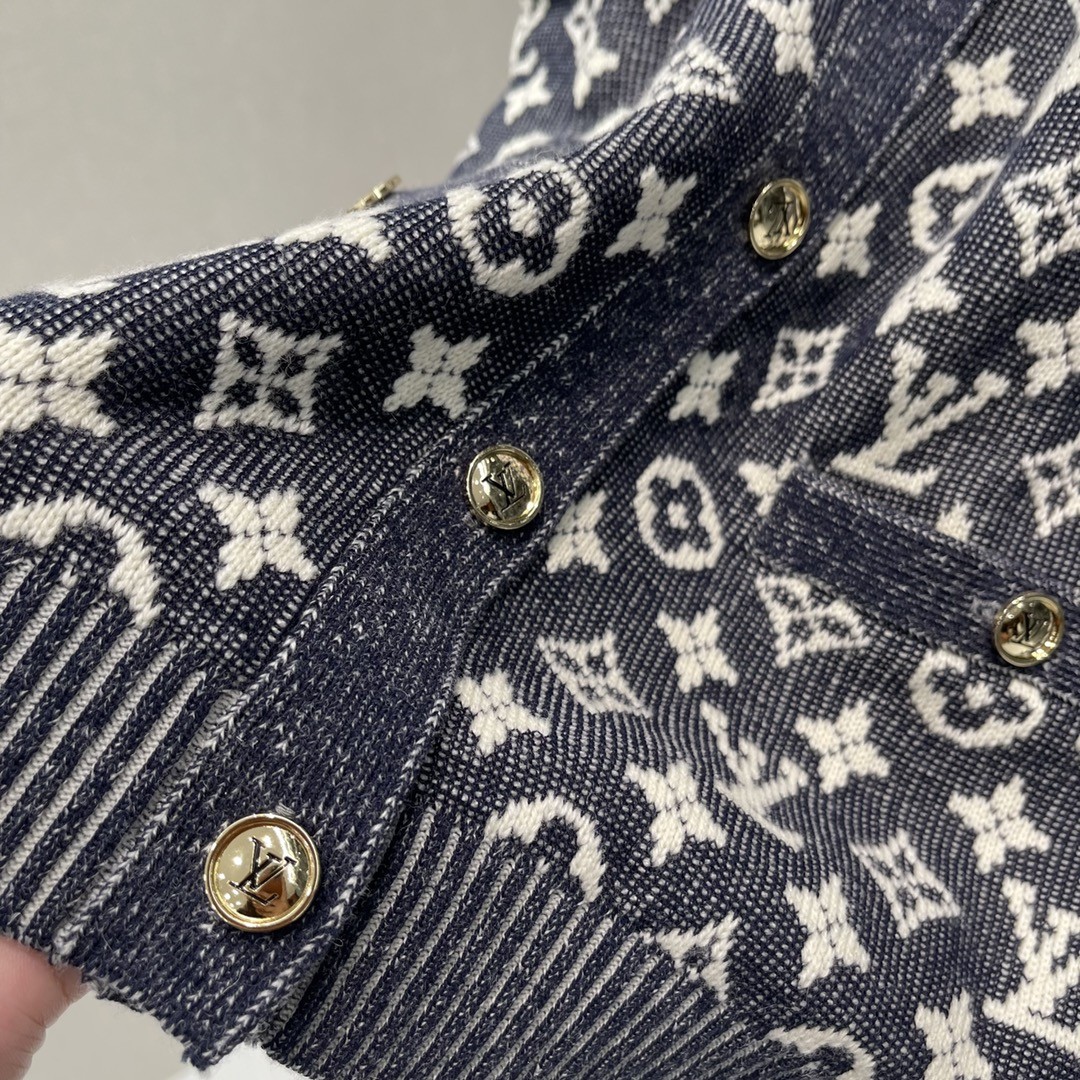 [LOUIS VUITTON-루이비통] 루이비통 모노그램 니트 가디건