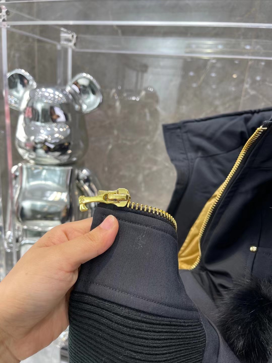 [Moose knuckles -무스너클 ]  무스너클 여성 봄버 패딩 자켓