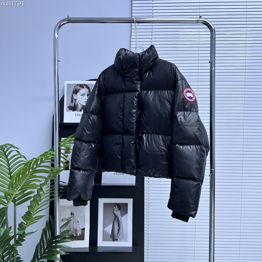 [Canada Goose-캐나다구스] 캐나다구스  싸이프레스 크롭 여성 패딩